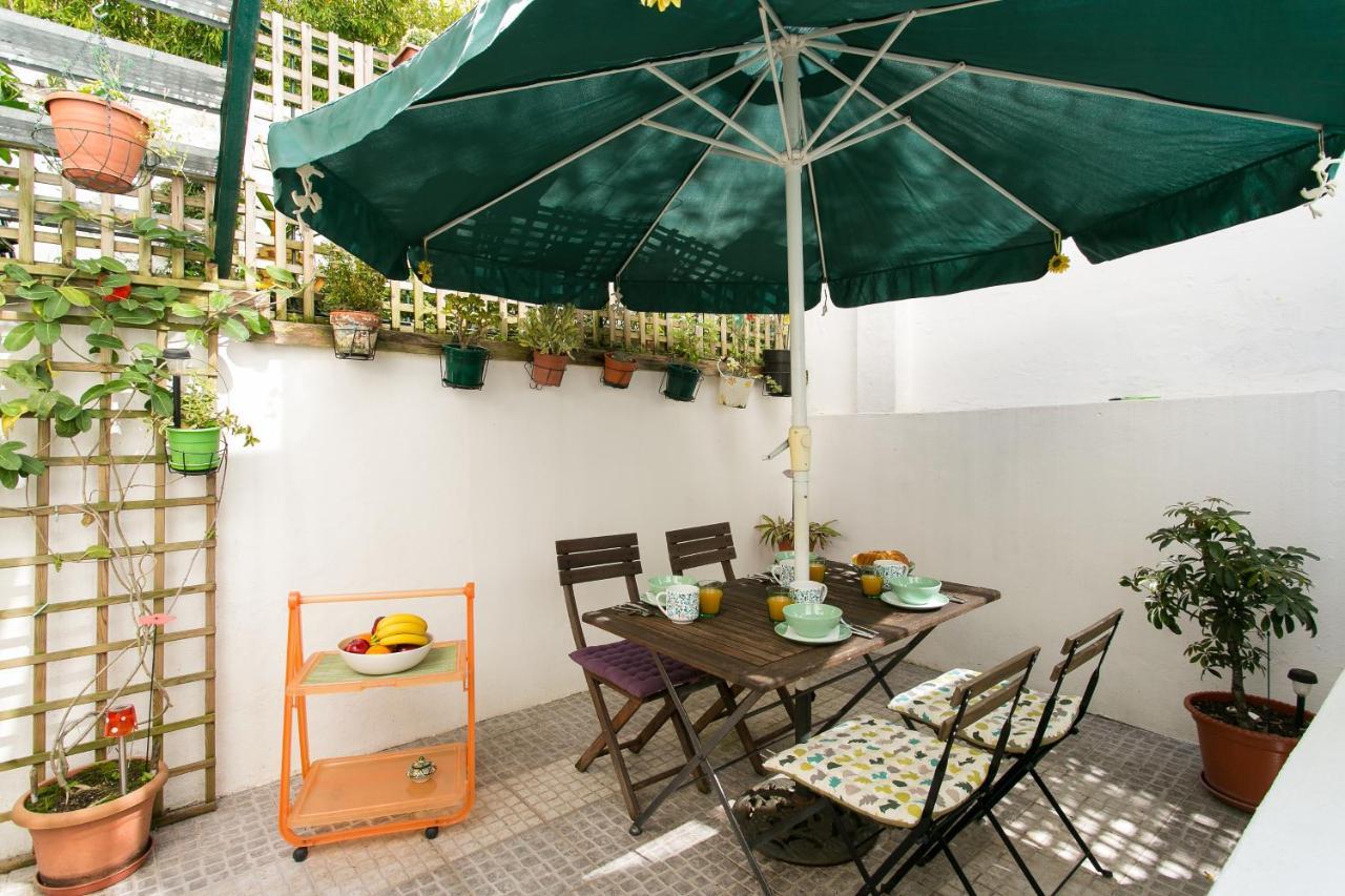 Altido Charming Patio Apartment