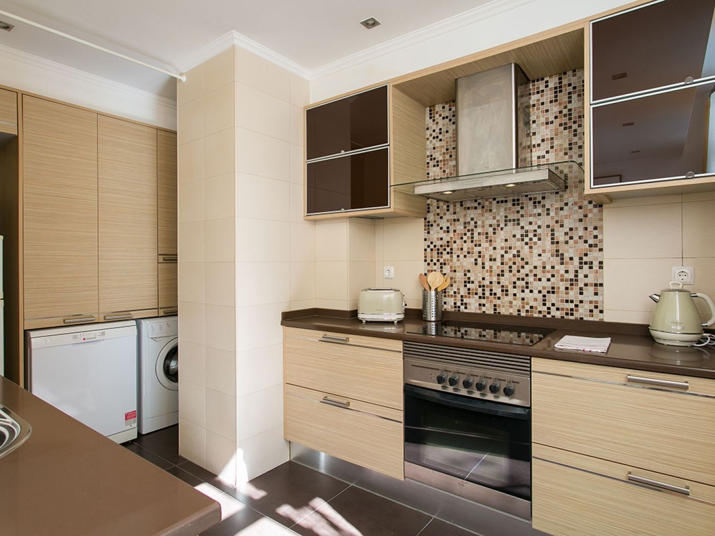 Altido Charming Patio Apartment
