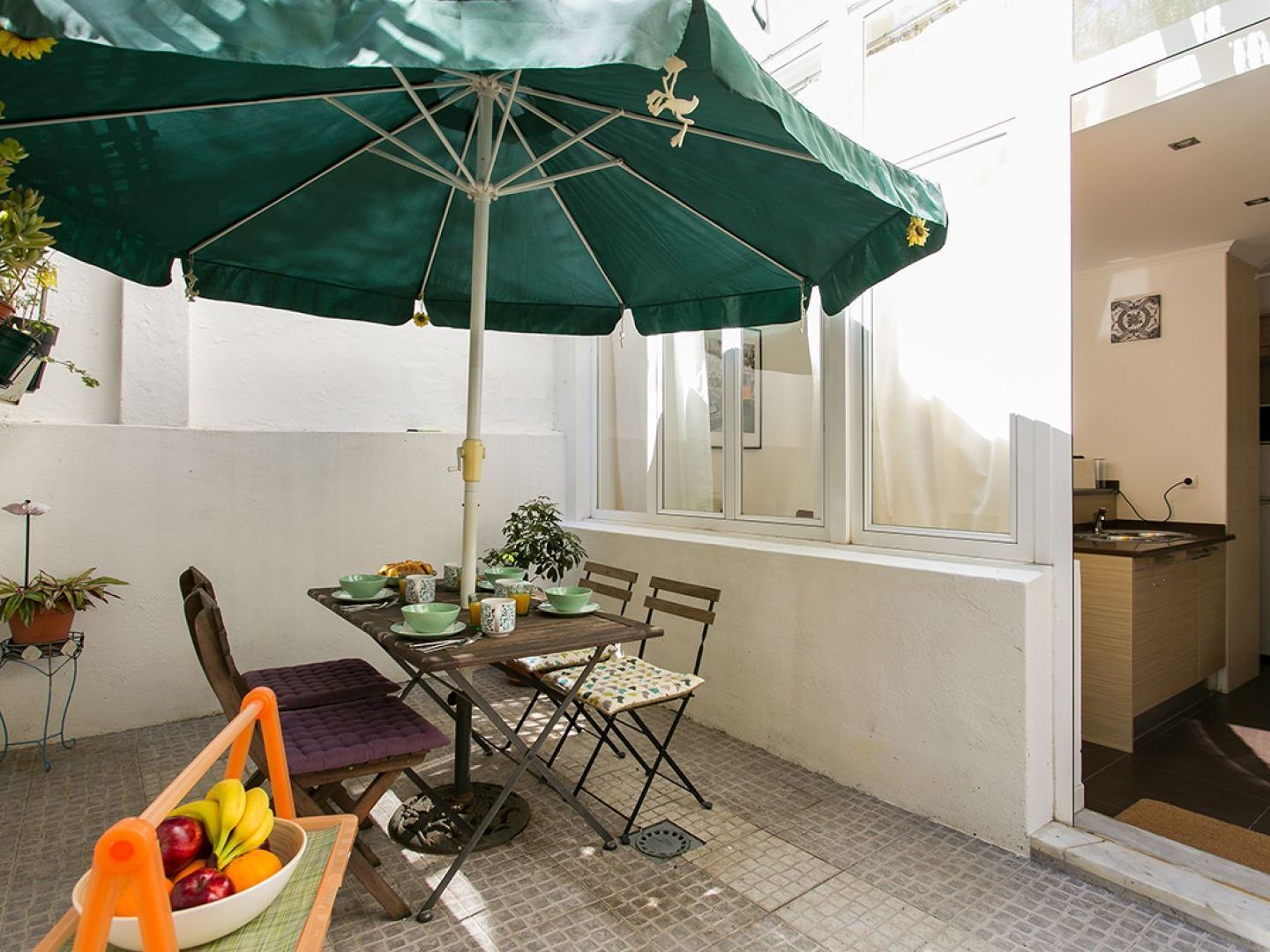 Altido Charming Patio Lisbon